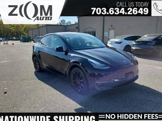 TESLA MODEL Y 2021 5YJYGAEE3MF245374 image